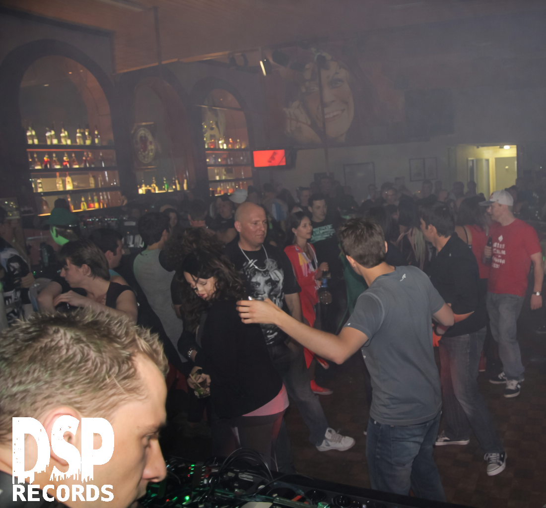 Whiskey Creek — dancefloor photo 05